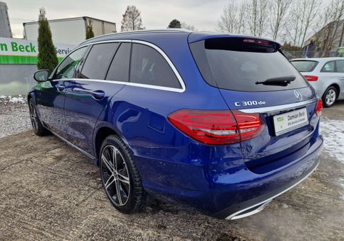 Mercedes-Benz C 300, 2020