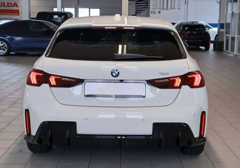 BMW 120, 2025