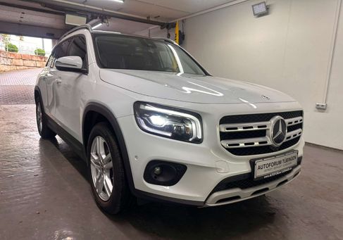 Mercedes-Benz GLB 200, 2022