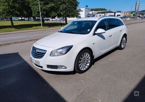 Opel Insignia, 2011