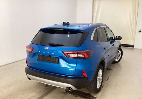Ford Kuga, 2025
