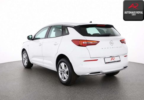 Opel Grandland X, 2024 3