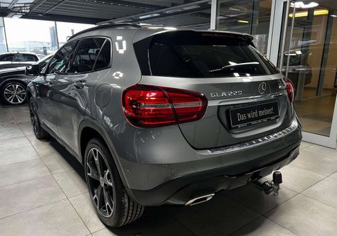 Mercedes-Benz GLA 220, 2019