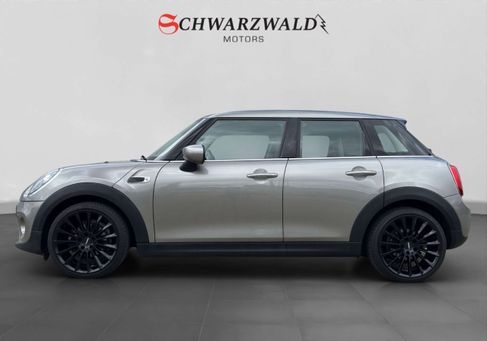 MINI ONE, 2020