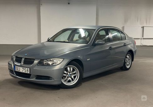 BMW 325, 2006