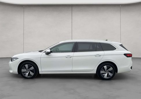 Volkswagen Passat Variant, 2024 2