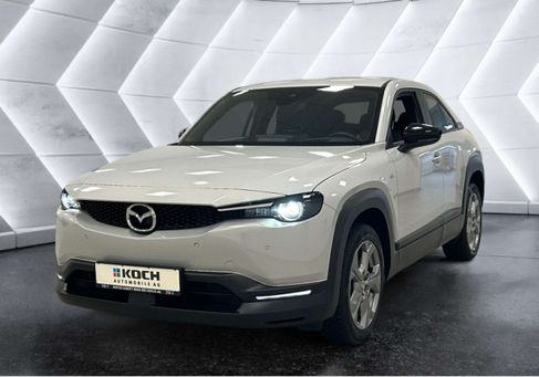 Mazda MX-30, 2023 3