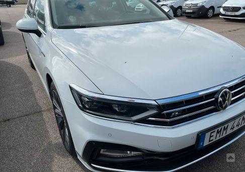 Volkswagen Passat Variant, 2021