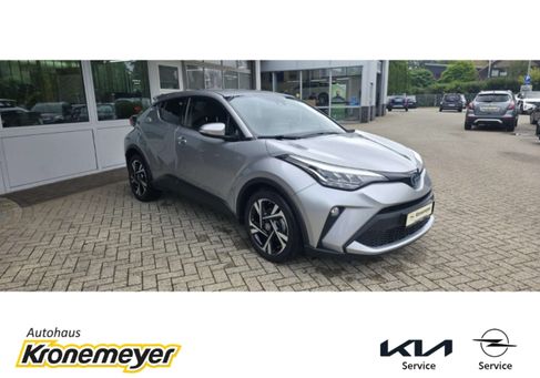 Toyota C-HR, 2022 3