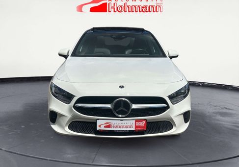 Mercedes-Benz A 200, 2022