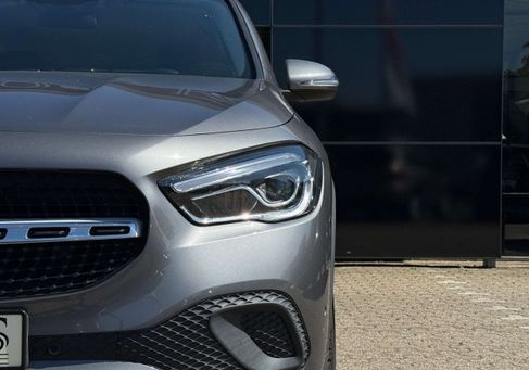 Mercedes-Benz GLA 180, 2023 2