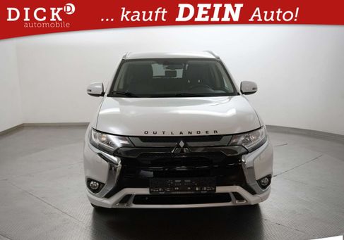 Mitsubishi Outlander, 2020