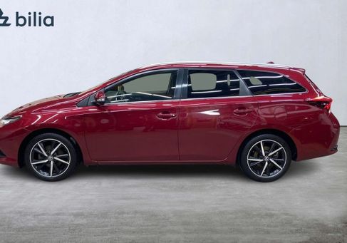 Toyota Auris Touring Sports, 2017