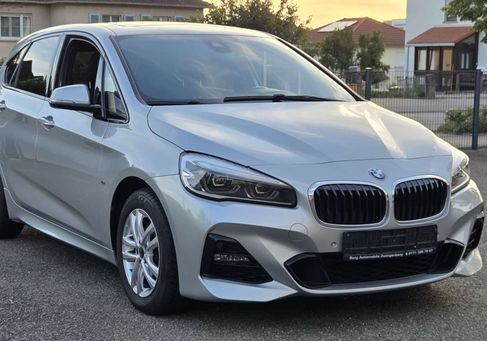BMW 220, 2019