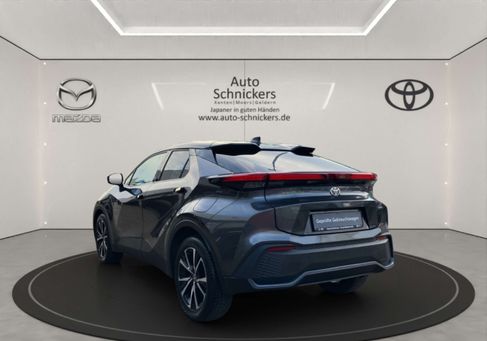 Toyota C-HR, 2025 3