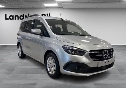 Mercedes-Benz, 2025 3