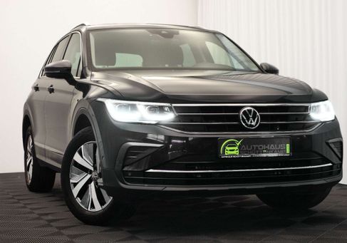 Volkswagen Tiguan, 2022