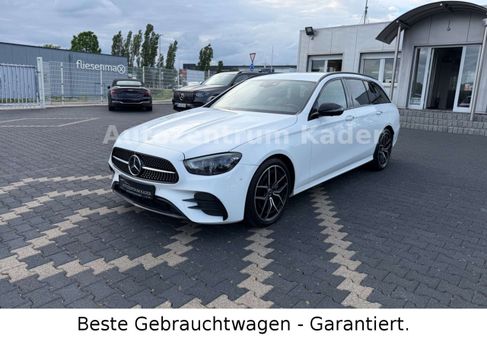 Mercedes-Benz E 220, 2022 3
