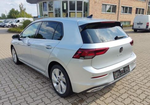 Volkswagen Golf, 2023 3