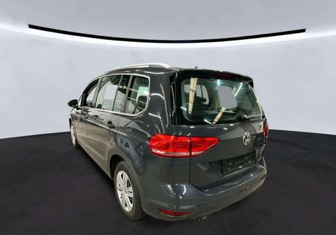 Volkswagen Touran, 2018 3