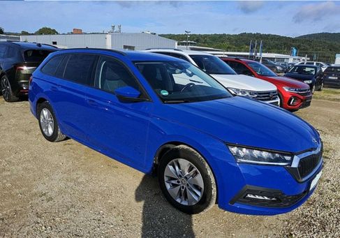 Skoda Octavia, 2023 3