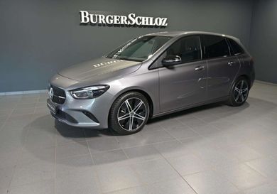 Mercedes-Benz B 180, 2025