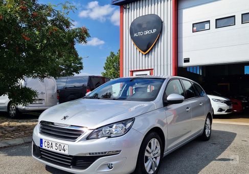 Peugeot 308, 2015