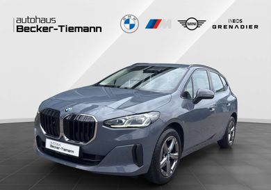 BMW 220, 2025