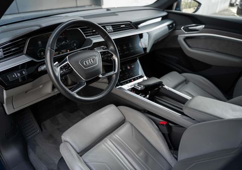 Audi e-tron, 2018