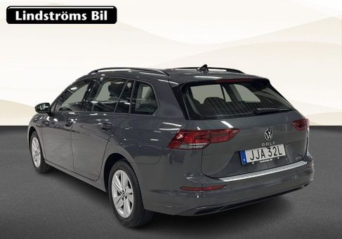 Volkswagen Golf, 2023 3