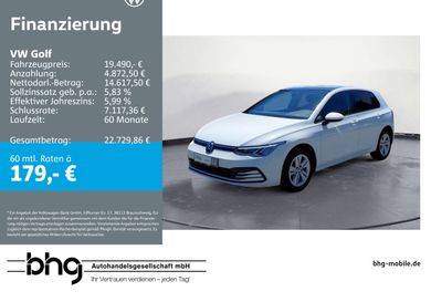 Volkswagen Golf, 2022