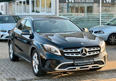 Mercedes-Benz GLA 180, 2019