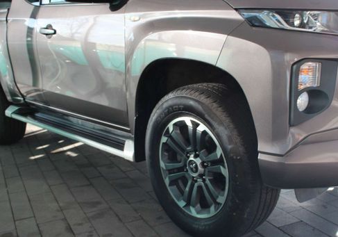 Mitsubishi L200, 2020