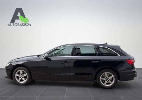 Audi A4, 2021