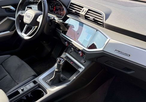 Audi Q3, 2022