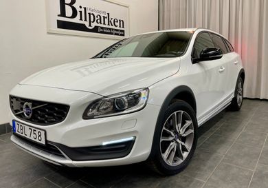 Volvo V60 Cross Country, 2018