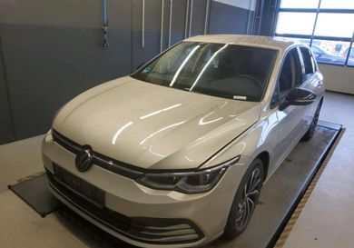 Volkswagen Golf, 2024