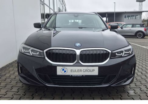 BMW 320, 2022