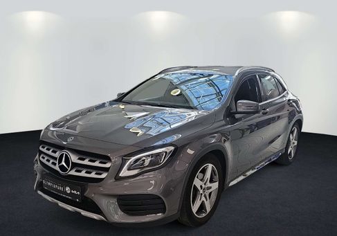 Mercedes-Benz GLA 180, 2019