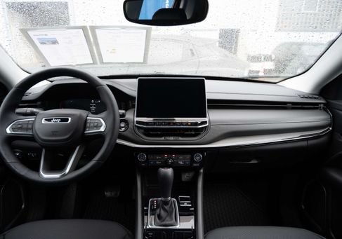 Jeep Compass, 2025 3