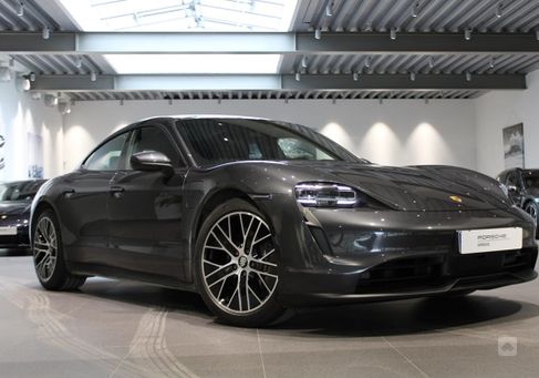 Porsche Taycan, 2021