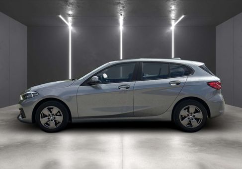 BMW 118, 2023