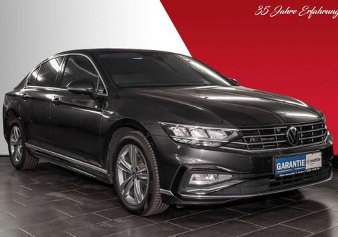 Volkswagen Passat, 2021