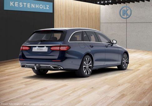 Mercedes-Benz E 300, 2022 3