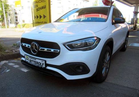 Mercedes-Benz GLA 200, 2023 2