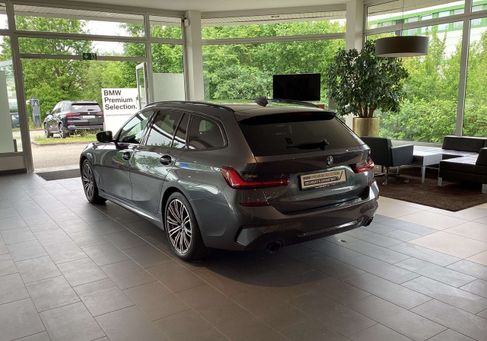BMW 320, 2022