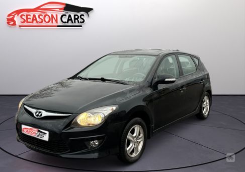 Hyundai i30, 2011