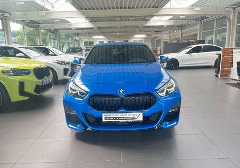 BMW 218, 2021 2