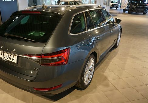 Skoda Superb, 2021 3