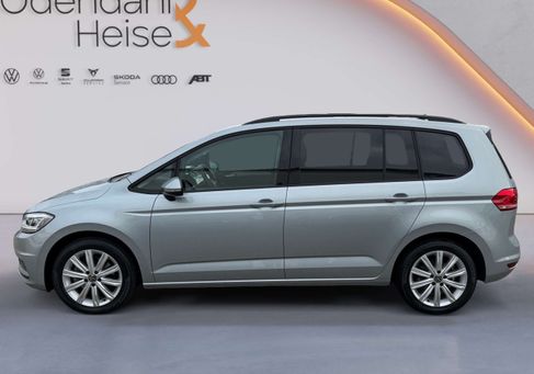 Volkswagen Touran, 2024 2